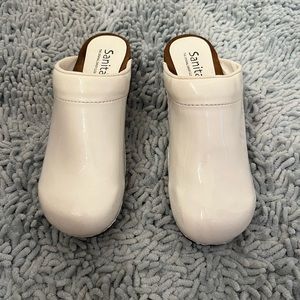 Sanita Clogs